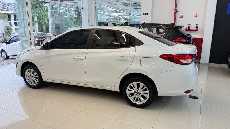 Toyota Yaris Xl Sedan 1.5 16v Mec. 2018/2019 COVEL VEICULOS ENCANTADO / Carros no Vale Toyota Yaris Xl Sedan 1.5 16v Mec. 2018/2019 COVEL VEICULOS ENCANTADO / Carros no Vale