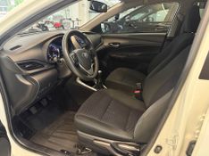 Toyota Yaris Xl Sedan 1.5 16v Mec. 2018/2019 COVEL VEICULOS ENCANTADO / Carros no Vale