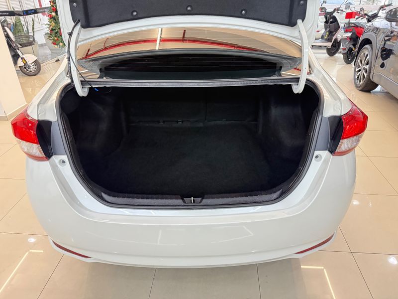 Toyota Yaris Xl Sedan 1.5 16v Mec. 2018/2019 COVEL VEICULOS ENCANTADO / Carros no Vale Toyota Yaris Xl Sedan 1.5 16v Mec. 2018/2019 COVEL VEICULOS ENCANTADO / Carros no Vale