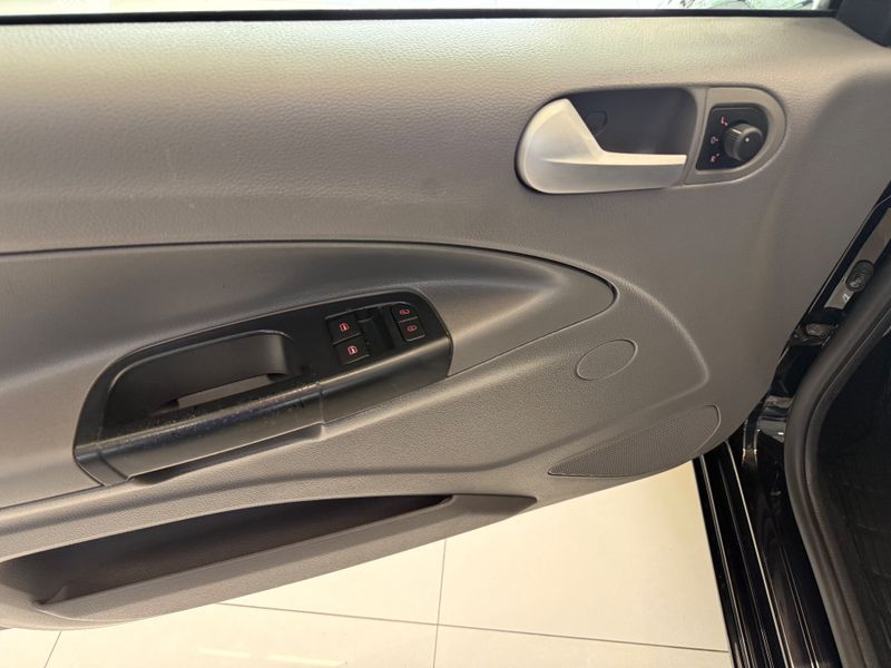 Volkswagen Gol Comfortline 1.0 Total 2016/2017 COVEL VEICULOS ENCANTADO / Carros no Vale Volkswagen Gol Comfortline 1.0 Total 2016/2017 COVEL VEICULOS ENCANTADO / Carros no Vale