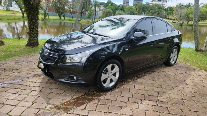 Chevrolet CRUZE LT 1.8 2013 GRASSI VEÍCULOS LAJEADO / Carros no Vale