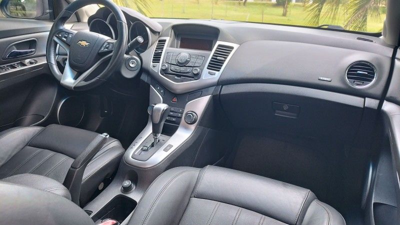 Chevrolet CRUZE LT 1.8 2013 GRASSI VEÍCULOS LAJEADO / Carros no Vale