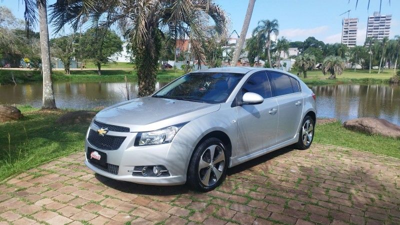 Chevrolet CRUZE LT SPORT 1.8 2014 GRASSI VEÍCULOS LAJEADO / Carros no Vale