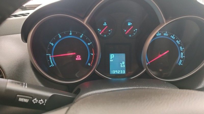 Chevrolet CRUZE LT SPORT 1.8 2014 GRASSI VEÍCULOS LAJEADO / Carros no Vale