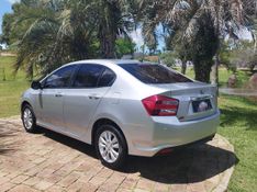 Honda CITY LX 2013 GRASSI VEÍCULOS LAJEADO / Carros no Vale