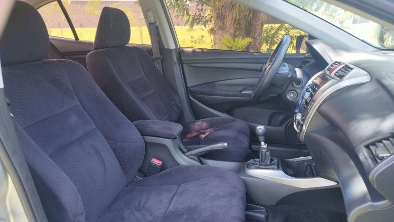 Honda CITY LX 2013 GRASSI VEÍCULOS LAJEADO / Carros no Vale