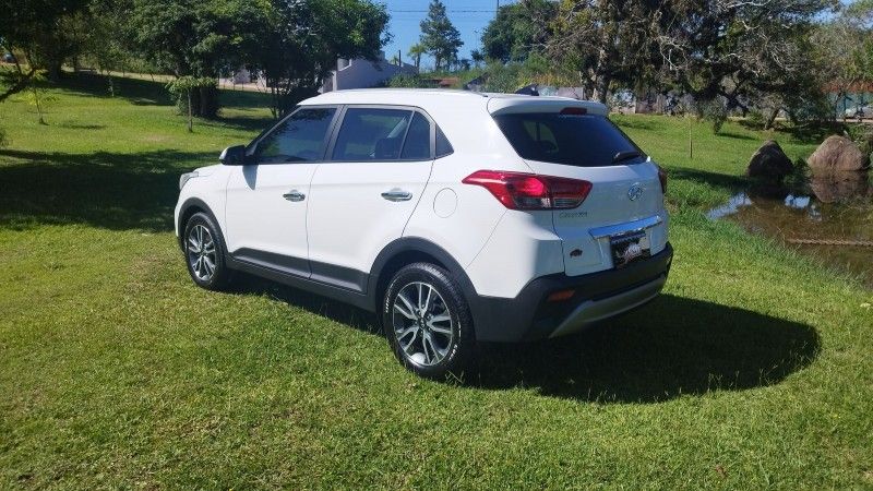 Hyundai CRETA 2.0 PRESTIGE 2018 GRASSI VEÍCULOS LAJEADO / Carros no Vale