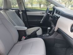 Toyota COROLLA GLI UPPER 1.8 2018 GRASSI VEÍCULOS LAJEADO / Carros no Vale