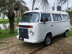 Volkswagen KOMBI STANDARD 1.4 TOTAL 2012 GRASSI VEÍCULOS LAJEADO / Carros no Vale