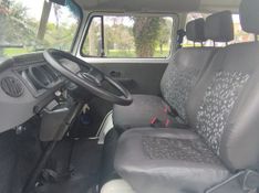 Volkswagen KOMBI STANDARD 1.4 TOTAL 2012 GRASSI VEÍCULOS LAJEADO / Carros no Vale