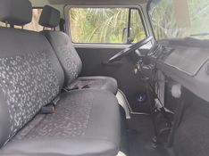 Volkswagen KOMBI STANDARD 1.4 TOTAL 2012 GRASSI VEÍCULOS LAJEADO / Carros no Vale
