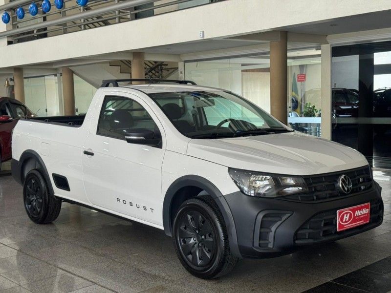 Volkswagen SAVEIRO ROBUST 1.6 2025 HÉLIO AUTOMÓVEIS LAJEADO / Carros no Vale