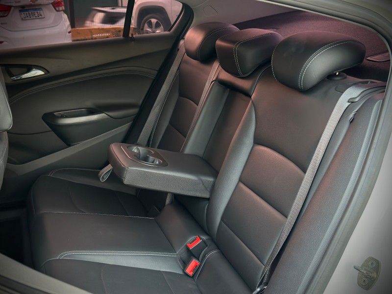 Chevrolet CRUZE SEDAN LT 1.4 TURBO 2022 NEUMANN VEÍCULOS ARROIO DO MEIO / Carros no Vale