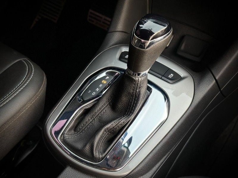 Chevrolet CRUZE SEDAN LT 1.4 TURBO 2022 NEUMANN VEÍCULOS ARROIO DO MEIO / Carros no Vale