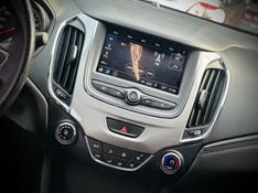 Chevrolet CRUZE SEDAN LT 1.4 TURBO 2022 NEUMANN VEÍCULOS ARROIO DO MEIO / Carros no Vale