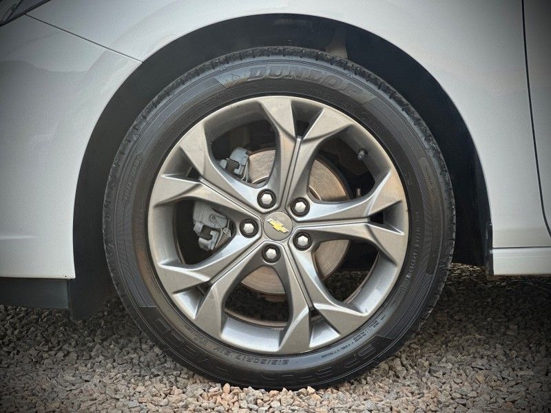 Chevrolet CRUZE SEDAN LT 1.4 TURBO 2022 NEUMANN VEÍCULOS ARROIO DO MEIO / Carros no Vale