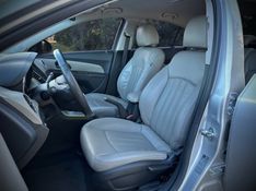 Chevrolet CRUZE SEDAN LT 1.8 2013 NEUMANN VEÍCULOS ARROIO DO MEIO / Carros no Vale