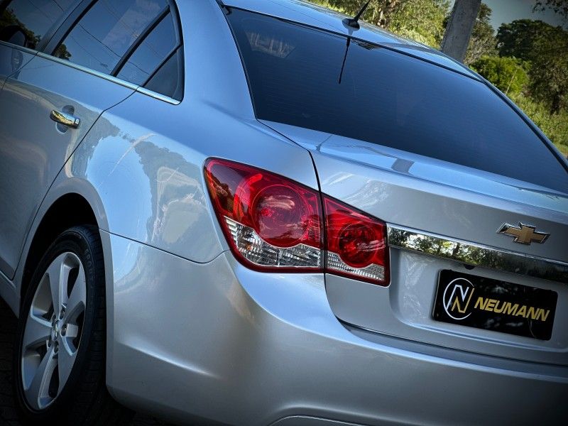 Chevrolet CRUZE SEDAN LT 1.8 2013 NEUMANN VEÍCULOS ARROIO DO MEIO / Carros no Vale