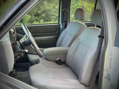 Chevrolet S10 ADVANTAGE 2.4 2011 NEUMANN VEÍCULOS ARROIO DO MEIO / Carros no Vale