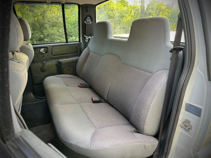 Chevrolet S10 ADVANTAGE 2.4 2011 NEUMANN VEÍCULOS ARROIO DO MEIO / Carros no Vale