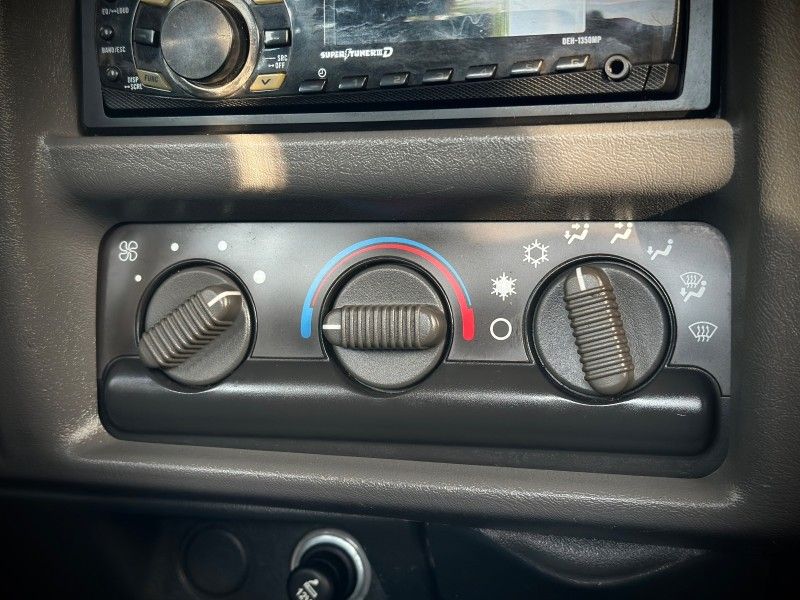 Chevrolet S10 ADVANTAGE 2.4 2011 NEUMANN VEÍCULOS ARROIO DO MEIO / Carros no Vale