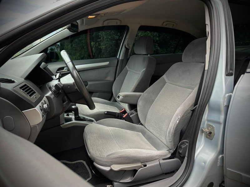 Chevrolet VECTRA ELEGANCE 2.0 2011 NEUMANN VEÍCULOS ARROIO DO MEIO / Carros no Vale