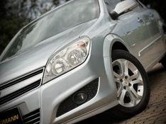 Chevrolet VECTRA ELEGANCE 2.0 2011 NEUMANN VEÍCULOS ARROIO DO MEIO / Carros no Vale