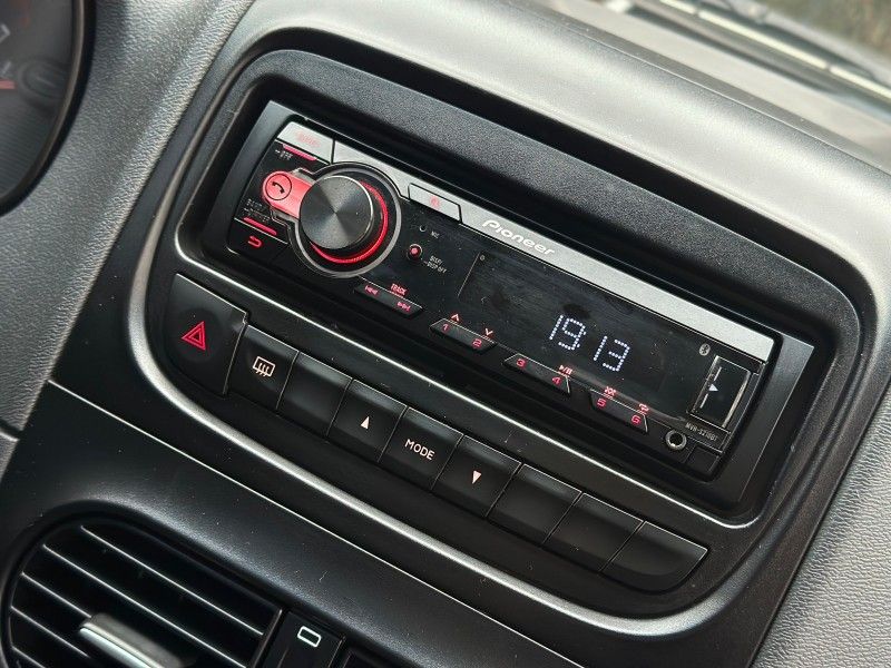 Fiat SIENA EL 1.0 2014 NEUMANN VEÍCULOS ARROIO DO MEIO / Carros no Vale