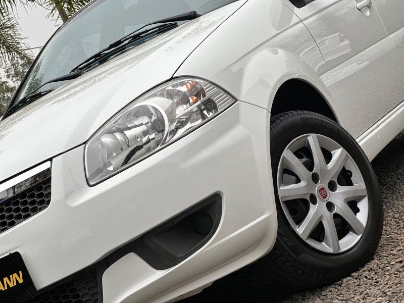 Fiat SIENA EL 1.0 2014 NEUMANN VEÍCULOS ARROIO DO MEIO / Carros no Vale