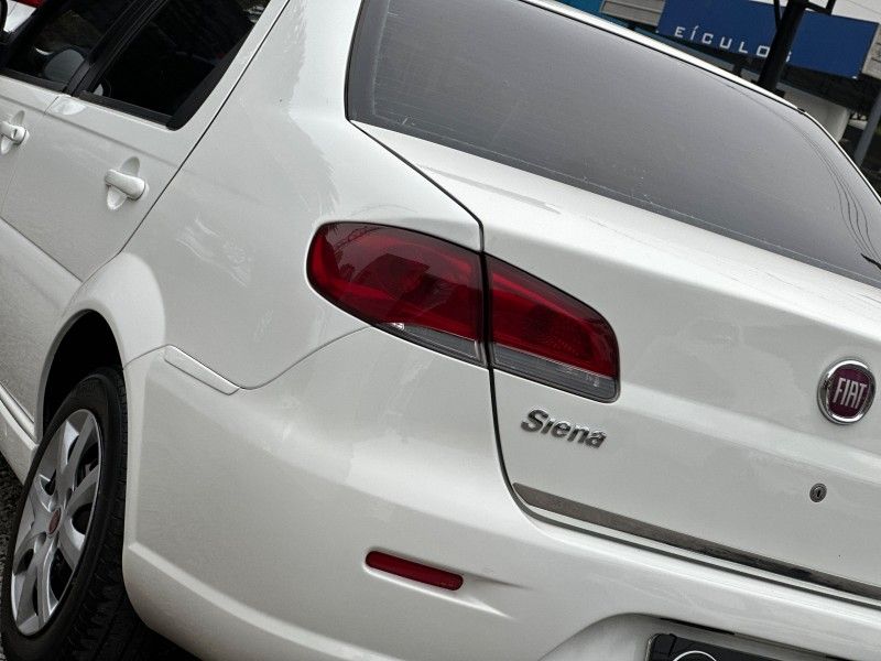 Fiat SIENA EL 1.0 2014 NEUMANN VEÍCULOS ARROIO DO MEIO / Carros no Vale