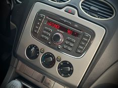 Ford FOCUS 1.6 2011 NEUMANN VEÍCULOS ARROIO DO MEIO / Carros no Vale