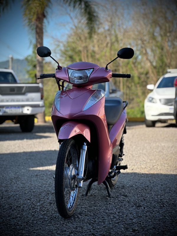 Honda Motos BIZ 125 ES 2014 NEUMANN VEÍCULOS ARROIO DO MEIO / Carros no Vale