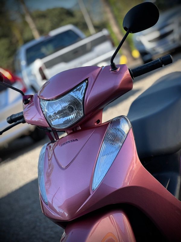 Honda Motos BIZ 125 ES 2014 NEUMANN VEÍCULOS ARROIO DO MEIO / Carros no Vale