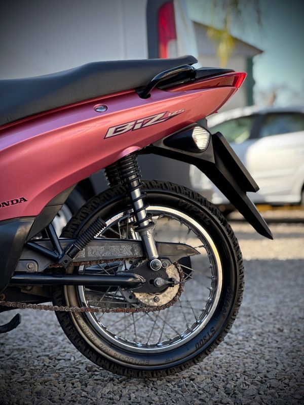 Honda Motos BIZ 125 ES 2014 NEUMANN VEÍCULOS ARROIO DO MEIO / Carros no Vale