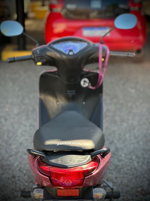 Honda Motos BIZ 125 ES 2014 NEUMANN VEÍCULOS ARROIO DO MEIO / Carros no Vale