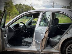 Honda CIVIC SEDAN LX 2001 NEUMANN VEÍCULOS ARROIO DO MEIO / Carros no Vale