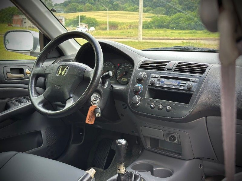 Honda CIVIC SEDAN LX 2001 NEUMANN VEÍCULOS ARROIO DO MEIO / Carros no Vale