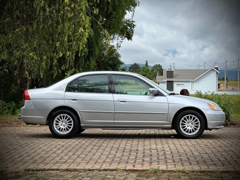 Honda CIVIC SEDAN LX 2001 NEUMANN VEÍCULOS ARROIO DO MEIO / Carros no Vale