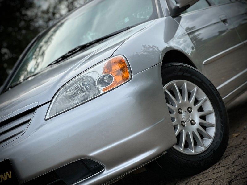 Honda CIVIC SEDAN LX 2001 NEUMANN VEÍCULOS ARROIO DO MEIO / Carros no Vale