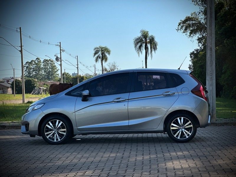 Honda FIT EX 1.5 FLEXTONE CVT 2015 NEUMANN VEÍCULOS ARROIO DO MEIO / Carros no Vale