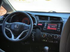 Honda FIT EX 1.5 FLEXTONE CVT 2015 NEUMANN VEÍCULOS ARROIO DO MEIO / Carros no Vale