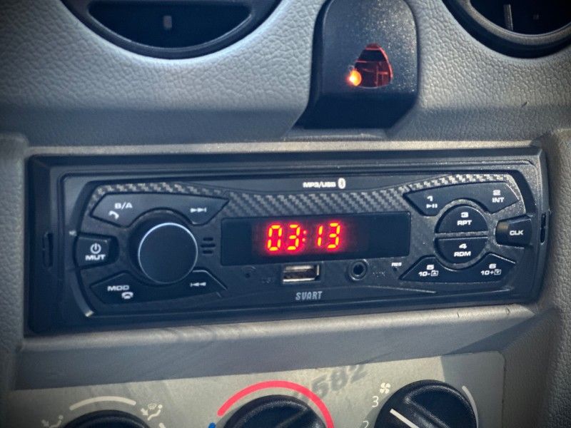 Renault KANGOO EXPRESS 1.6 2009 NEUMANN VEÍCULOS ARROIO DO MEIO / Carros no Vale