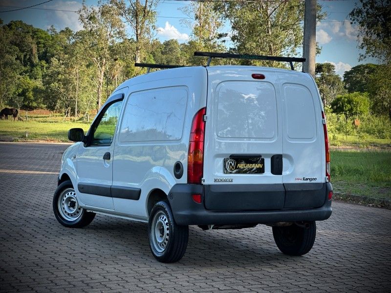Renault KANGOO EXPRESS 1.6 2009 NEUMANN VEÍCULOS ARROIO DO MEIO / Carros no Vale