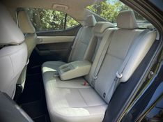 Toyota COROLLA XEi 2.0 2018 NEUMANN VEÍCULOS ARROIO DO MEIO / Carros no Vale