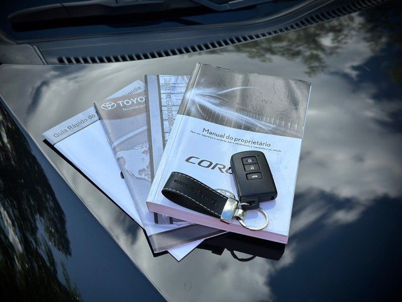 Toyota COROLLA XEi 2.0 2018 NEUMANN VEÍCULOS ARROIO DO MEIO / Carros no Vale