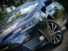 Toyota COROLLA XEi 2.0 2018 NEUMANN VEÍCULOS ARROIO DO MEIO / Carros no Vale