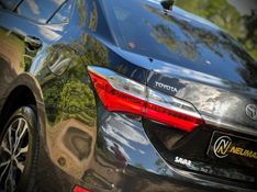 Toyota COROLLA XEi 2.0 2018 NEUMANN VEÍCULOS ARROIO DO MEIO / Carros no Vale