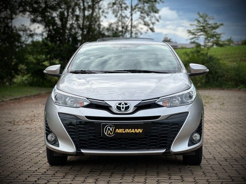Toyota YARIS XLS 1.5 2020 NEUMANN VEÍCULOS ARROIO DO MEIO / Carros no Vale