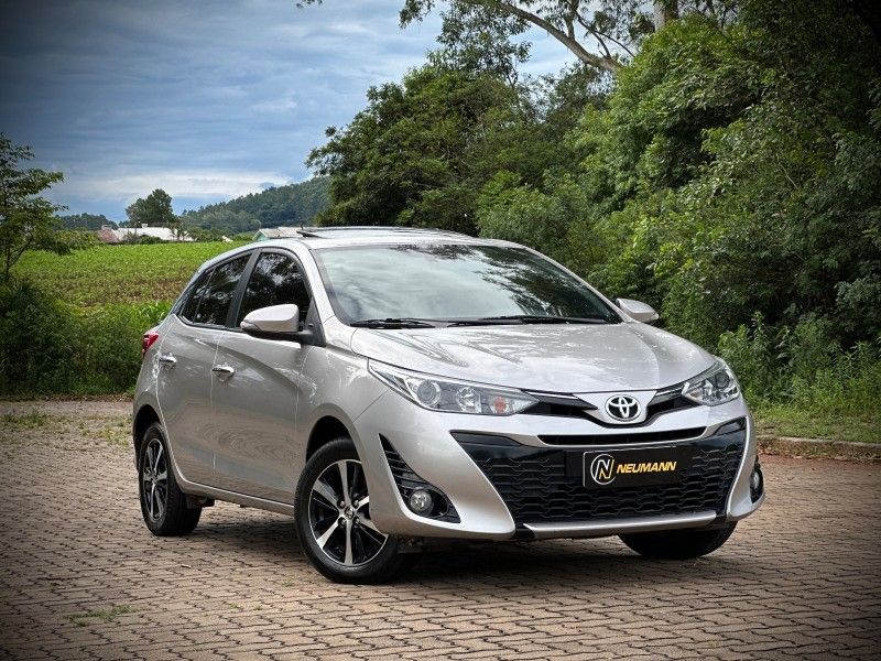 Toyota YARIS XLS 1.5 2020 NEUMANN VEÍCULOS ARROIO DO MEIO / Carros no Vale