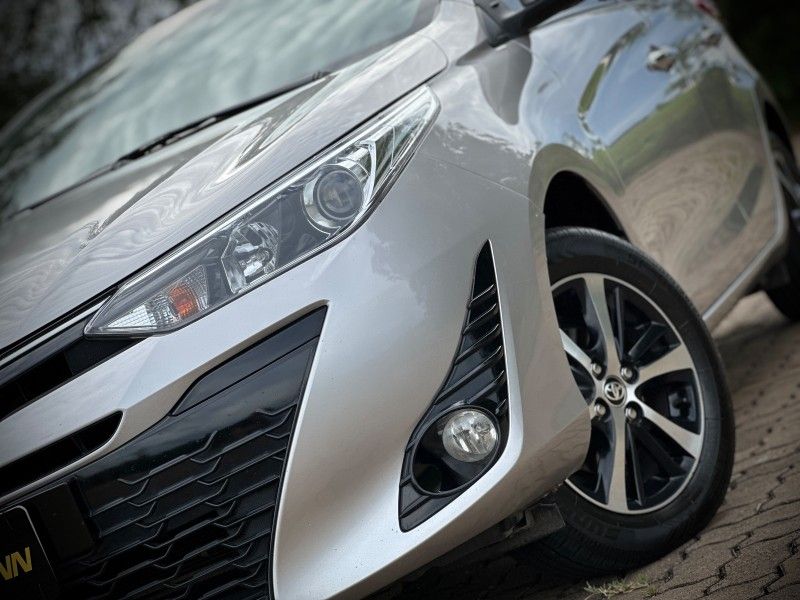 Toyota YARIS XLS 1.5 2020 NEUMANN VEÍCULOS ARROIO DO MEIO / Carros no Vale